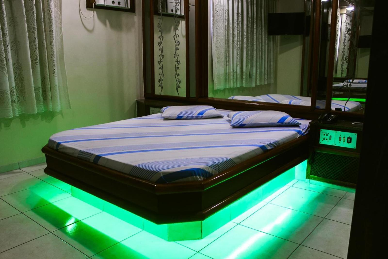 Station Hotel (Adults Only) — Fotos 3